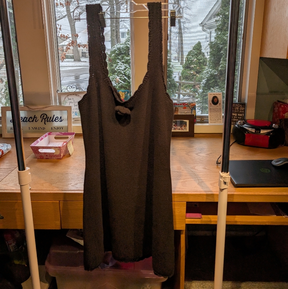 #729 Torrid Sweater Tank Top